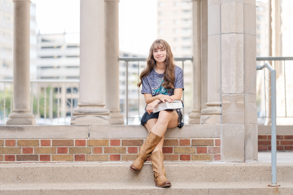 St. Ambrose Catholic Church

Downtown Des Moines Senior Photos