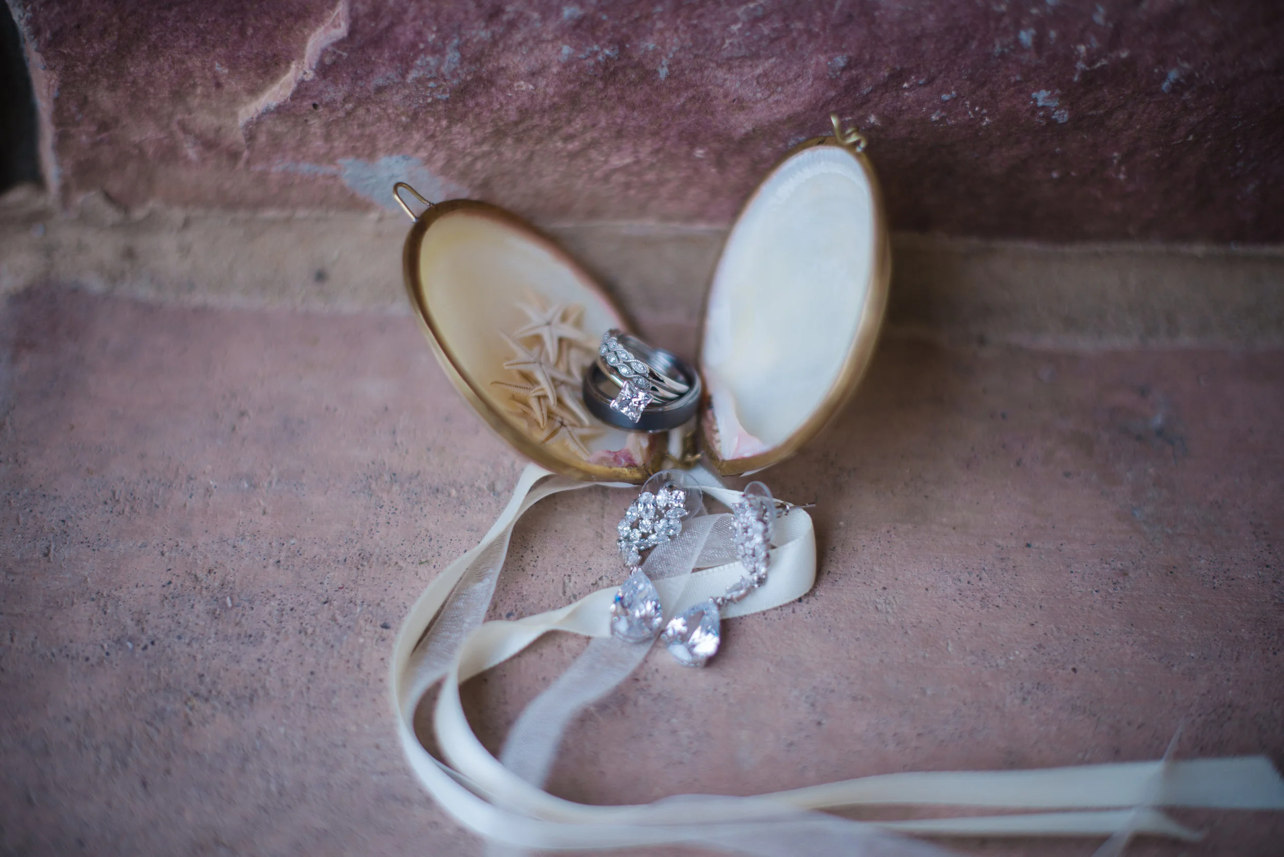 Featured : Blushing Bells Iowa