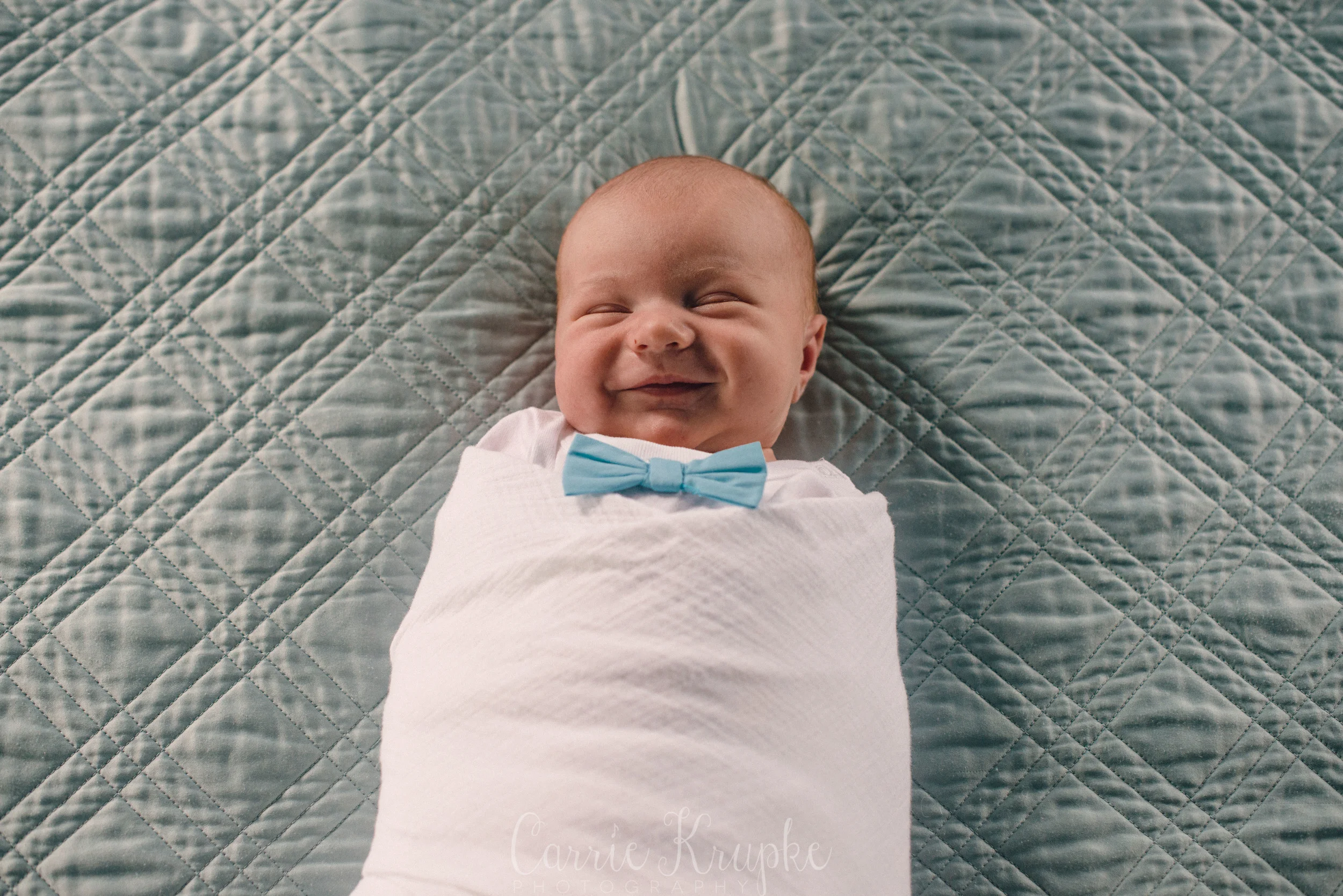 "I'm sure you already know this but I need to say it, OH MY GOODNESS the way you captured our family was absolutely stunning. Thank you so much!"--Laura, mom