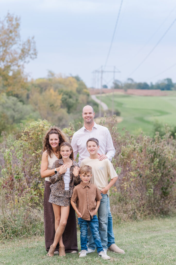Echo Valley Country Club Family Photos
Norwalk Iowa Family Photographer
