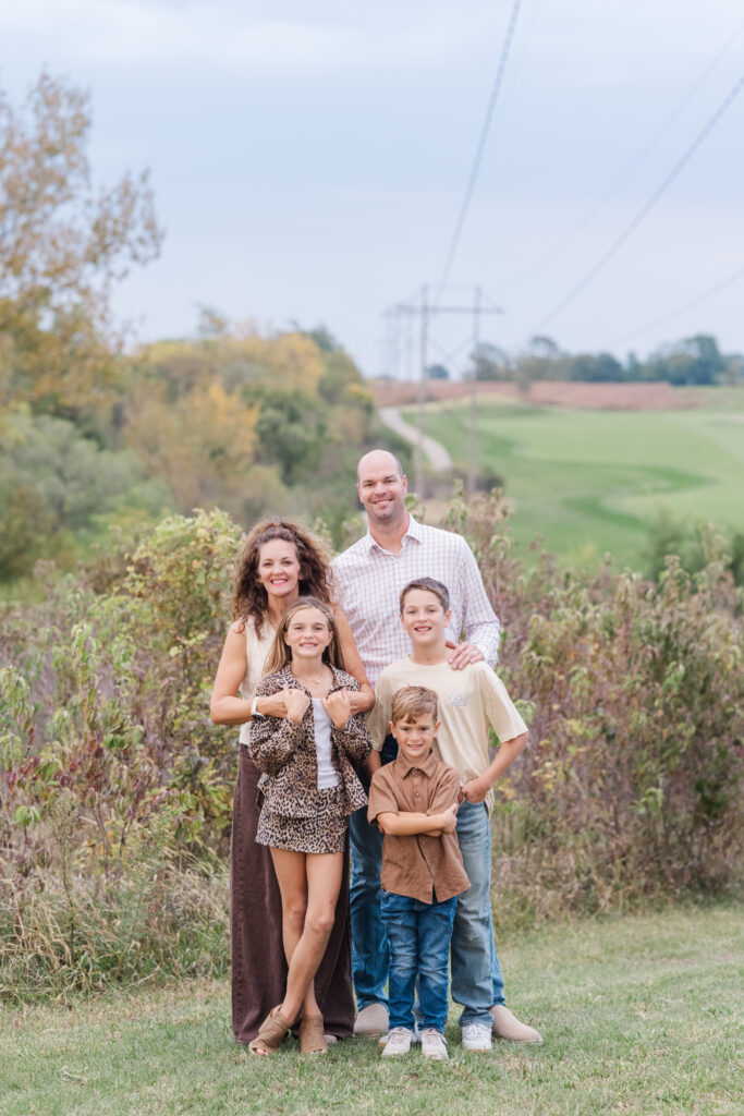 Echo Valley Country Club Family Photos
Norwalk Iowa Family Photographer